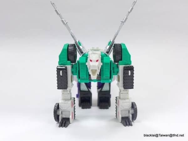 Generations Titans Return Sixshot   In Hand Photos Of Wave 3 Leader Class Figure  (66 of 89)